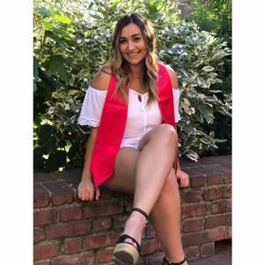 Meet your Posher, Alyssa